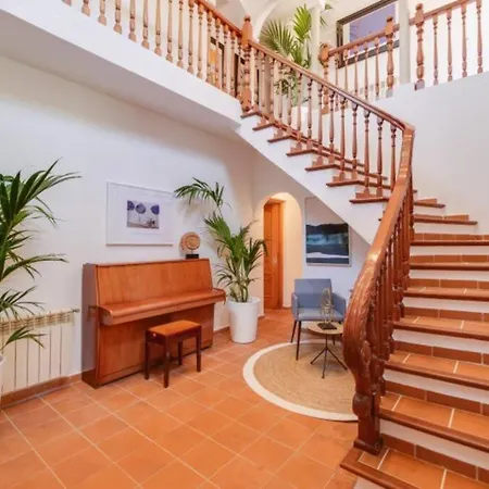Traumfinca, Strandnah, Xxl Pool, Klima, Schnelles Wifi, Gym,tischtennis, Volleyball Feriehus Pollença